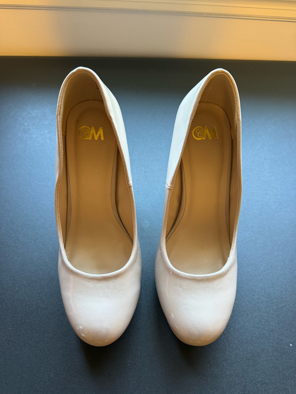 M•W Cream Round-Toe High Heels